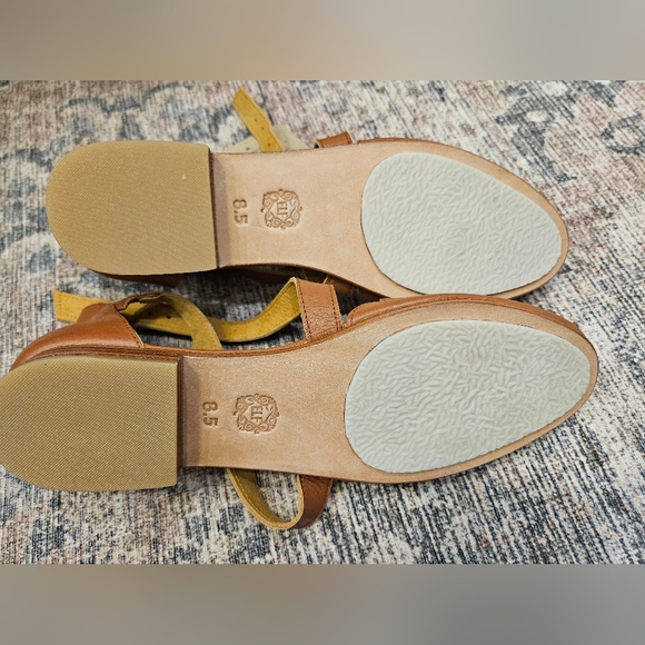 ELF Leather Flats - Picture 7 of 7